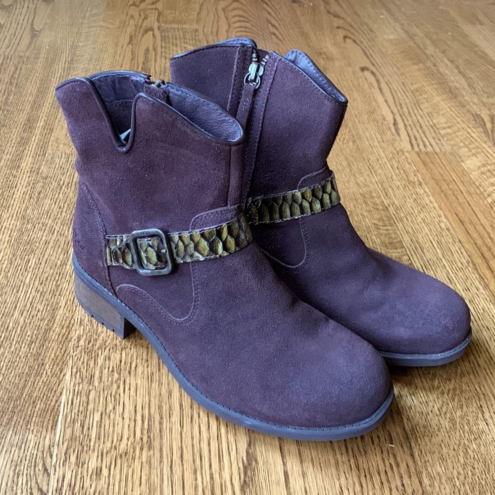 Brown UGGs